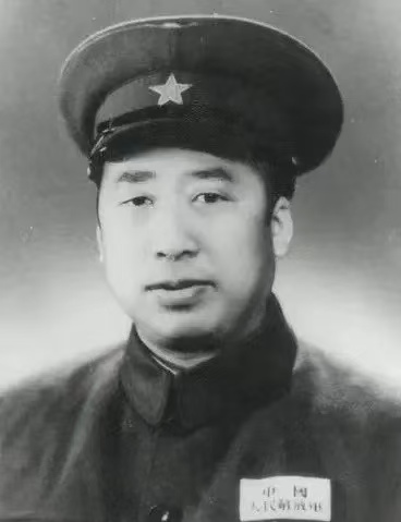 鞠躬尽瘁为国酬——纪念开国元勋滕代远诞辰120周年逝世50周年